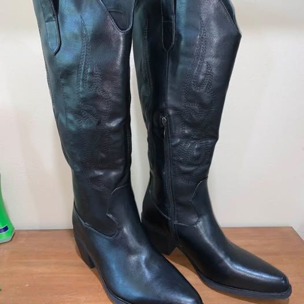 Tall Black Cowboy Boots with Zipper 7.5